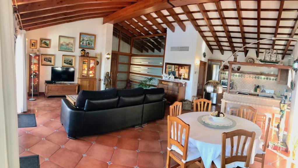 Villa Victoria Sa Caleta Exterior foto